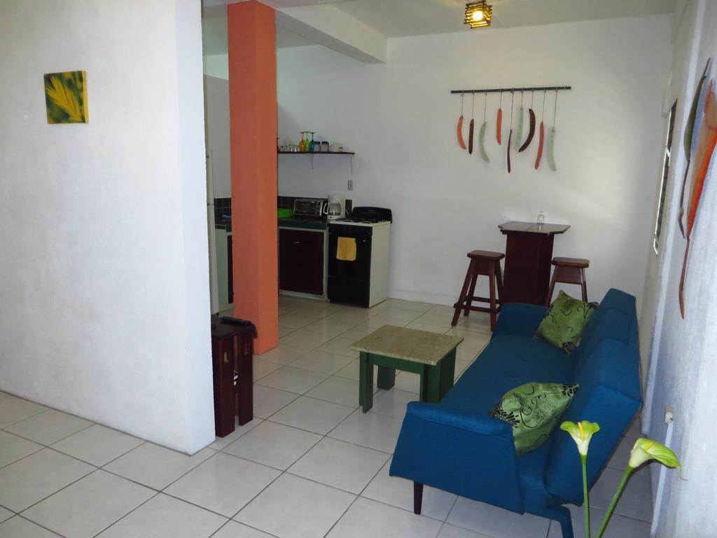 Simberts Apartments Maya Beach Exteriör bild