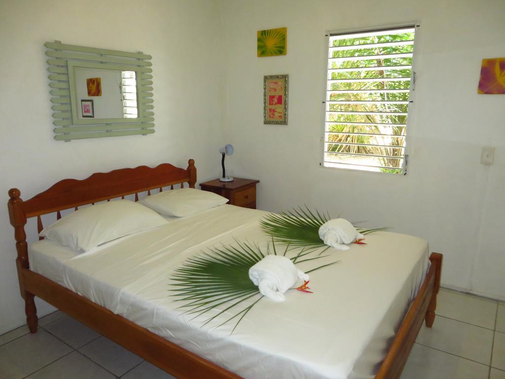 Simberts Apartments Maya Beach Exteriör bild